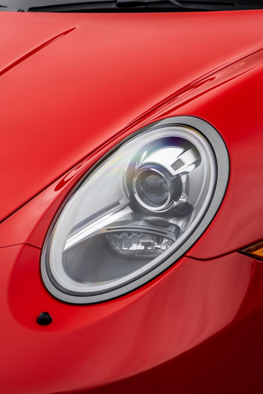 Детали экстерьера Porsche 911 Speedster (991) 2019 года  (NA) (фото 17 из 41)